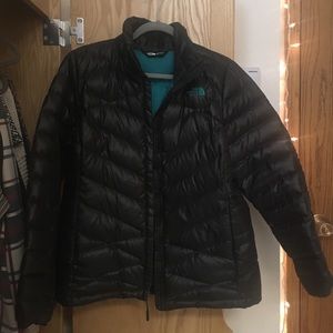 Women’s Large North Face puff jacket (no hood)